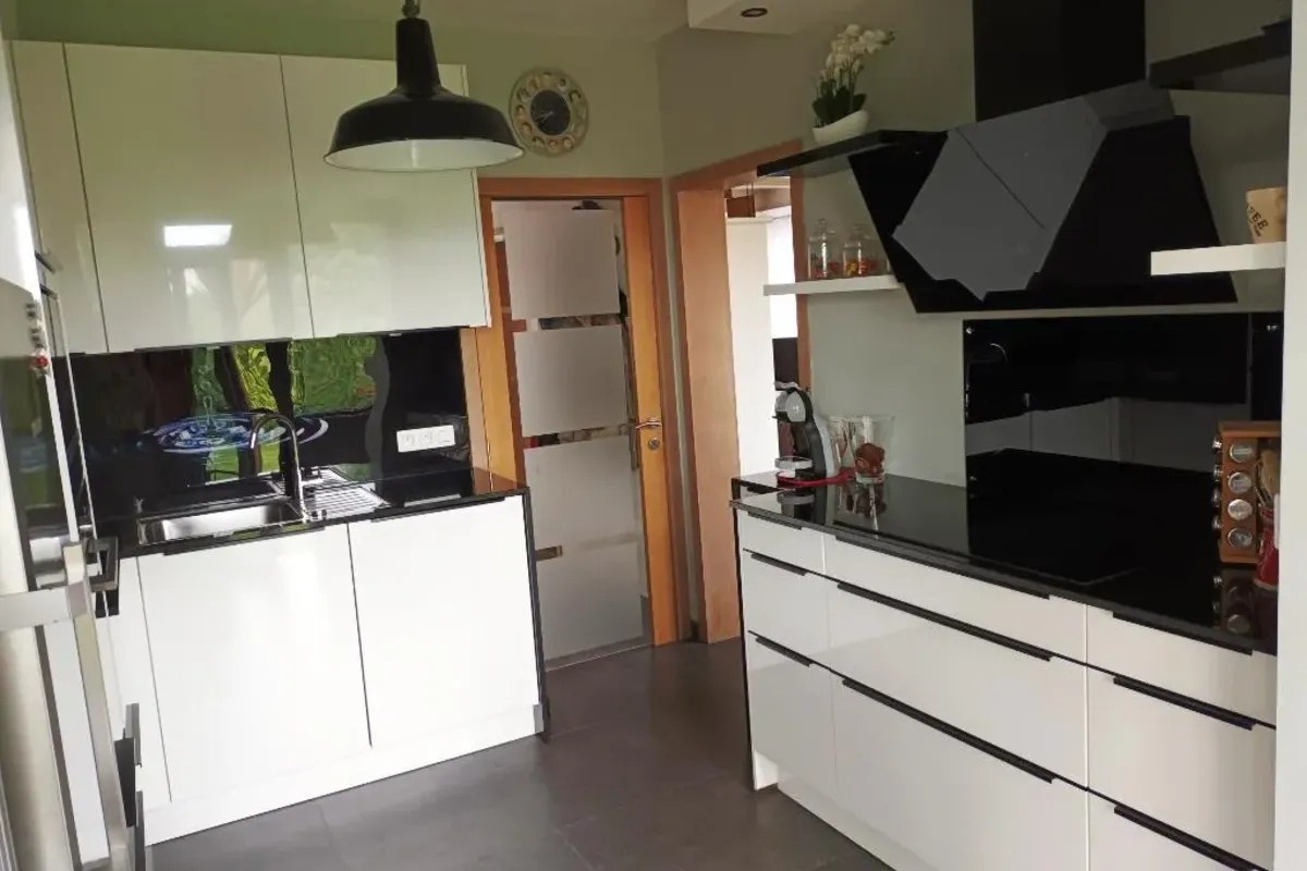 41 - cuisines Amay Liège 48